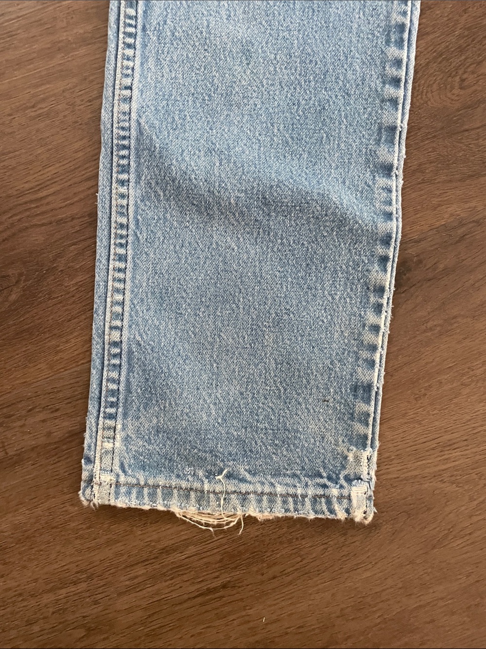 Wrangler Light Blue High-Rise Men’s Jeans with Leather Patch - Picture 6 of 10